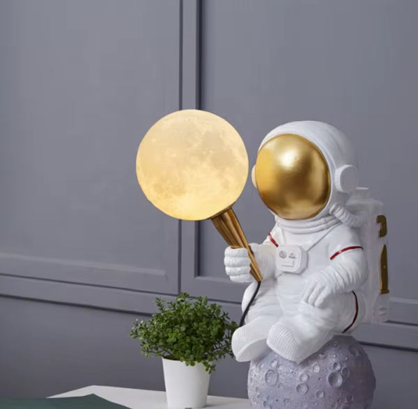 Astronaut Resin table Lamp lamp