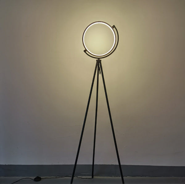 Round LED floor lamp