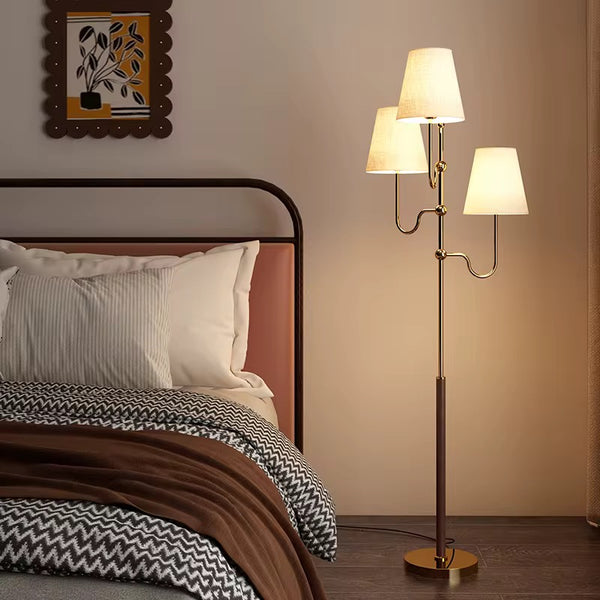 Kayan floor lamp